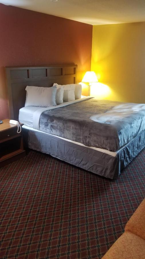 Hotel King Bed Hotel Room 110 Wi-Fi Booking Stillwater Exterior foto